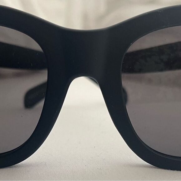 NWT Quay BESTSELLER AFTER HOURS Sunglasses main image 6